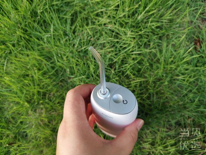 罗曼冲牙器mini1在家洗牙就是那么简单