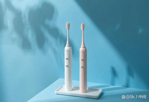 大家在挑选时务必小心,因为市场上的不专业电动牙刷产品泛滥,而且这当